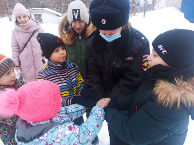 21 января 2022г. «День объятий. Акция «Тёплые ладошки»
